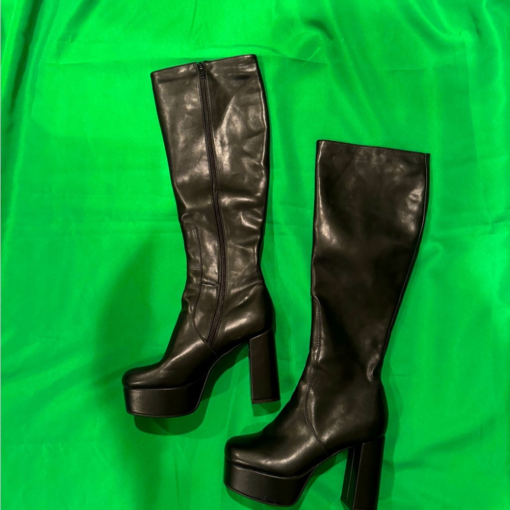 Lamoda Boots only